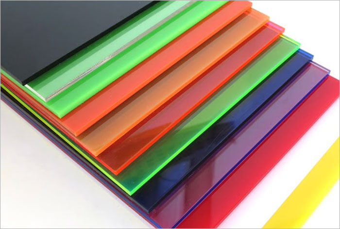 قیمت پلکسی گلاس چگونه محاسبه میشود؟ عوامل مؤثر بر هزینه قیمت پلکسی گلاس چگونه محاسبه میشود؟ عوامل مؤثر بر هزینه