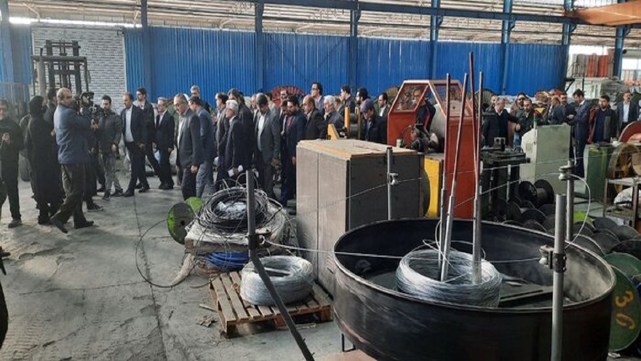 میدری: دولت چهاردهم مسیر توسعه تعاونیهای تولیدی و صادرات محور را تسهیل میکند میدری: دولت چهاردهم مسیر توسعه تعاونیهای تولیدی و صادرات محور را تسهیل میکند