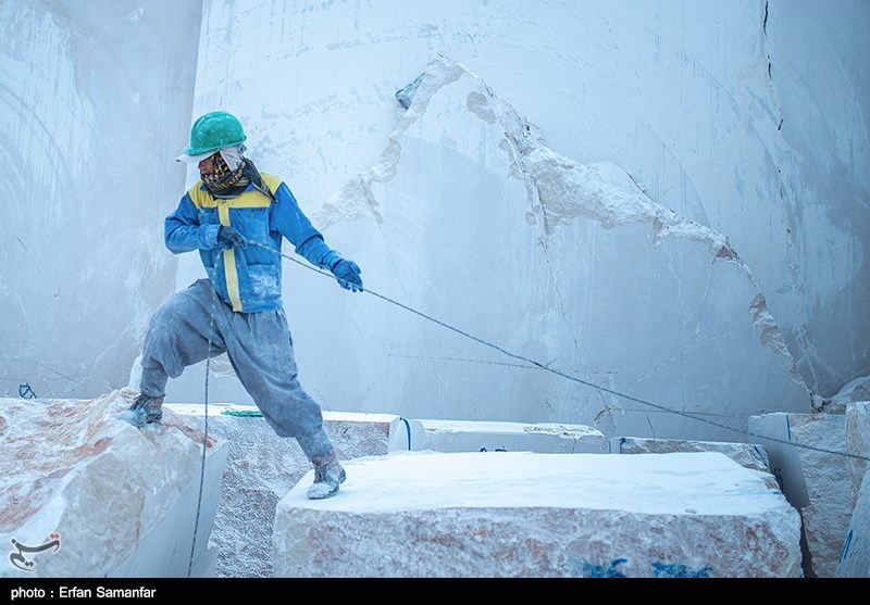 واکاوی بحران تعطیلی در معادن ایران/ سیاستهای ارزی دولت چگونه معادن را فلج کرد؟ واکاوی بحران تعطیلی در معادن ایران/ سیاستهای ارزی دولت چگونه معادن را فلج کرد؟