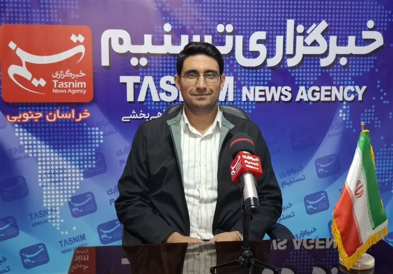 گفتوگو| هر کولبر ماهانه حدود 600 دلار سهمیه دریافت میکند بازارچه های مرزی , نظام مسائل استان خراسان جنوبی , کولبری , رشد اقتصادی ,