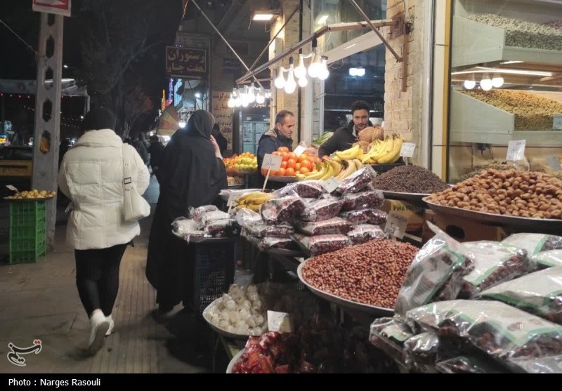 دست خالی ضدانقلاب در زنجان/ شلوغی بازار در روز اعلام فراخوان اعتصاب