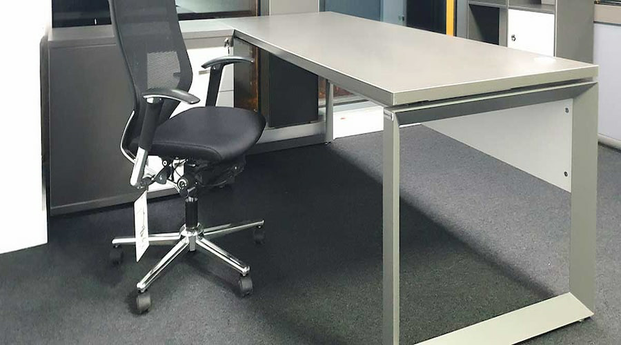 ۵ نکته مهم انتخاب میز اداری دو نفره با پایه فلزی برای دفاتر مدرن ۵ نکته مهم انتخاب میز اداری دو نفره با پایه فلزی برای دفاتر مدرن