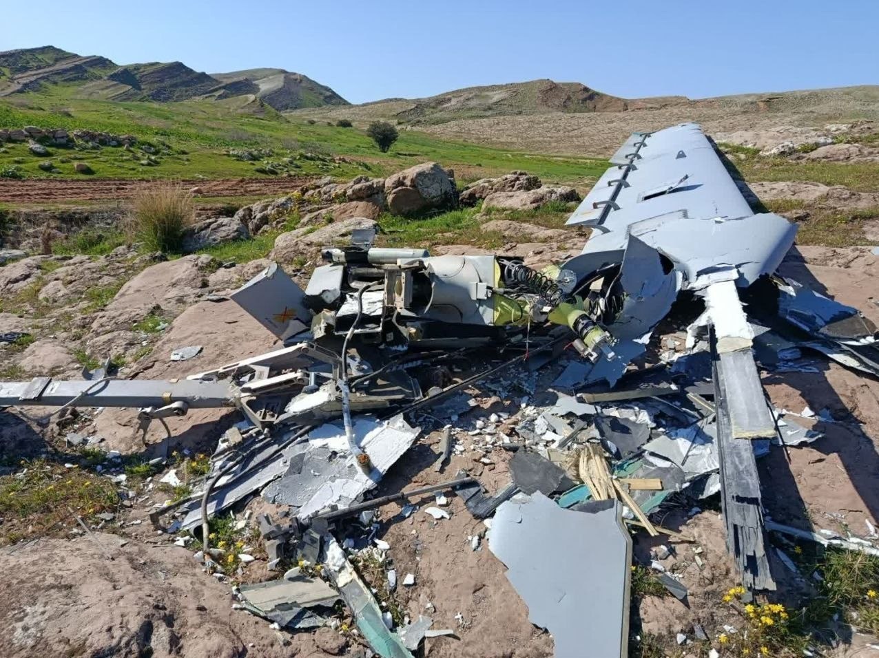 انهدام پهپاد هرمس 900 اسرائیلی با عملیات موفق پدافند + تصاویر انهدام پهپاد هرمس 900 اسرائیلی با عملیات موفق پدافند + تصاویر