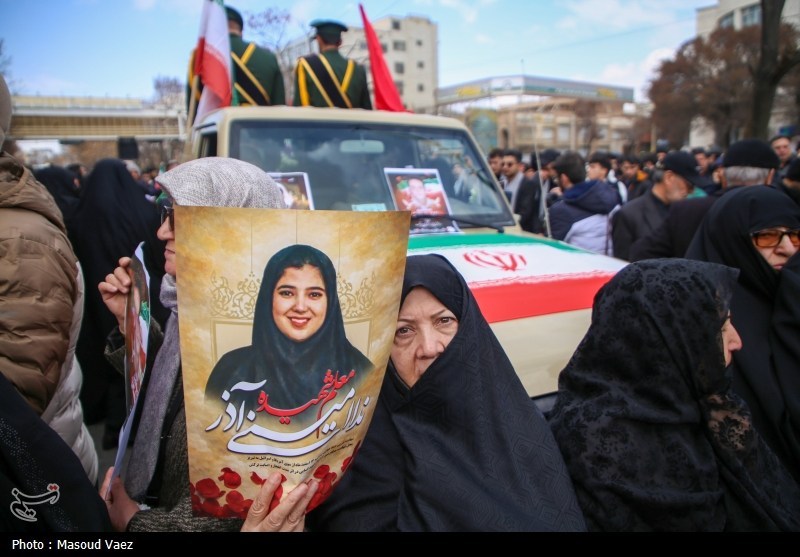 وداع اشکبار تبریز با سه «شهید رمضان»؛ لالهها به آغوش خاک بازگشتند+عکس جنگ , شهید , شهادت , اخبار استان آذربایجان شرقی , آذربایجان شرقی ,