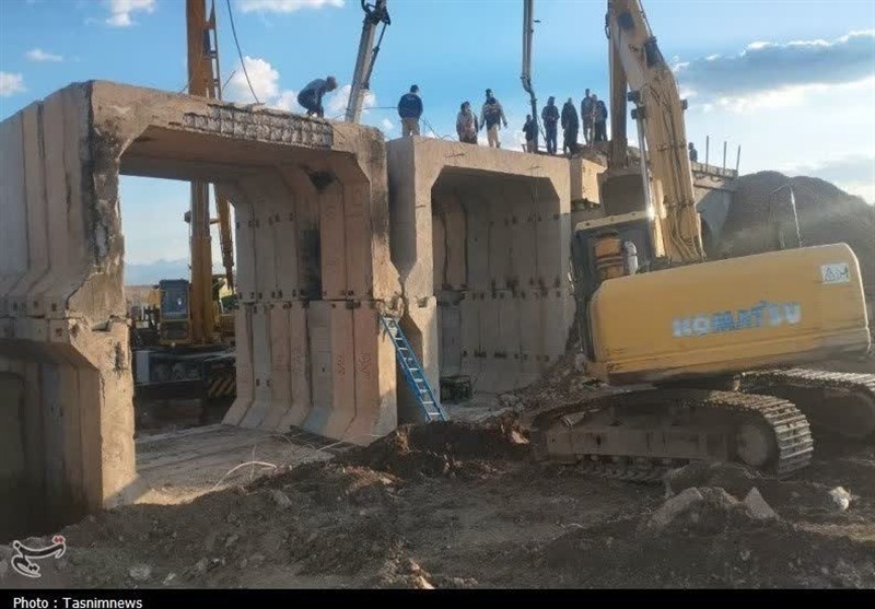 روایتی از بازسازی 40 ساعته پل هفتدهانه راهآهن قم + تصاویر اخبار قم , استانداری قم , جنگ آمریکا و رژیم صهیونیستی علیه ایران ,