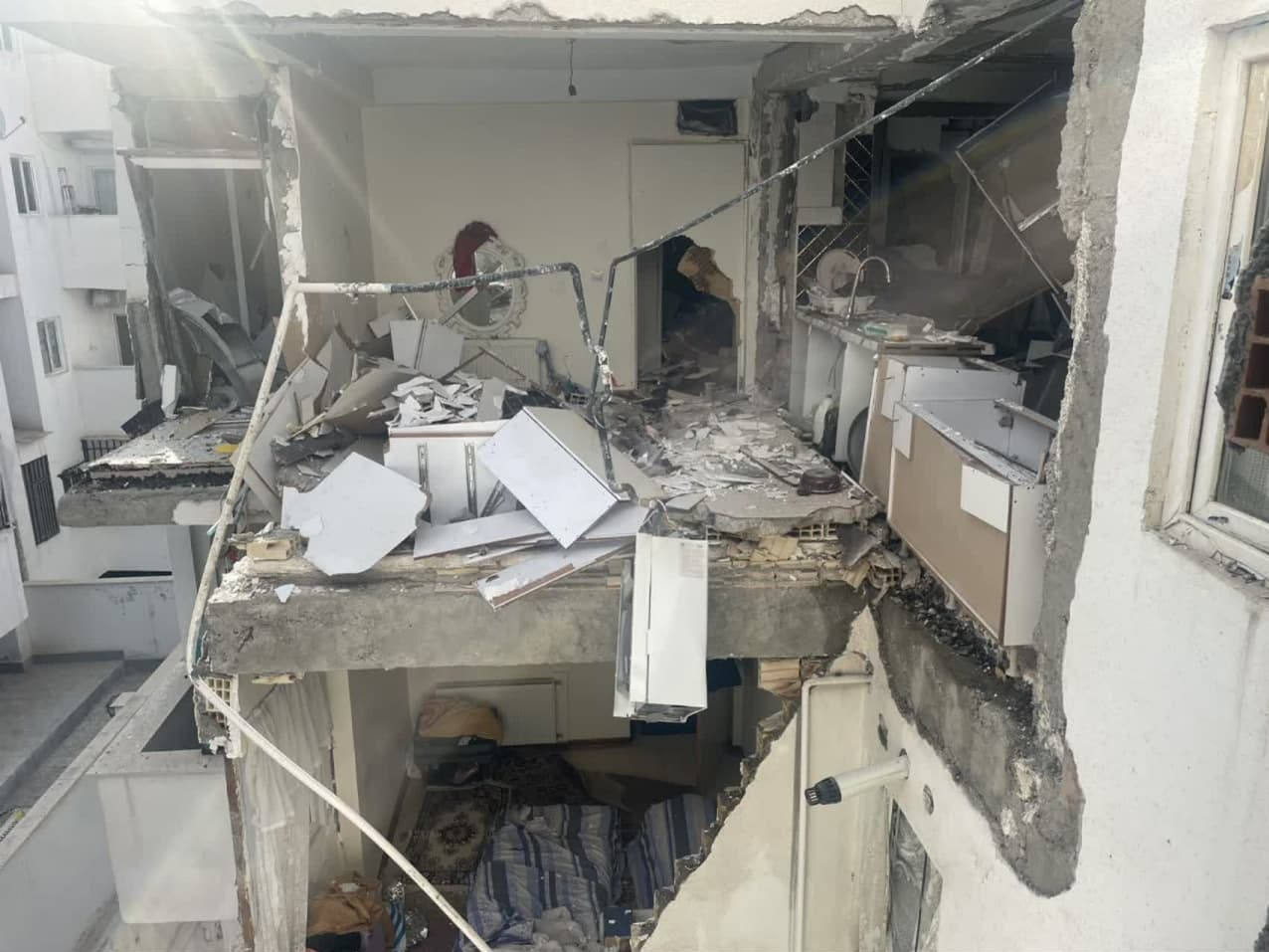 انفجار ساختمان مسکن‌مهر در پردیس 2 مجروح برجای گذاشت