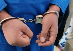 توزیع‌کننده دلارهای قاچاق در شهرستان قدس دستگیر شد