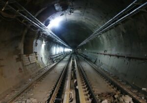 توقف ۳ ساله کارگاه‌های مترو منطقه ۲۰ در ایستگاه بودجه