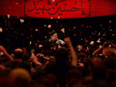 عزاداری در هیأت «رایه العباس» با مداحی محمود کریمی