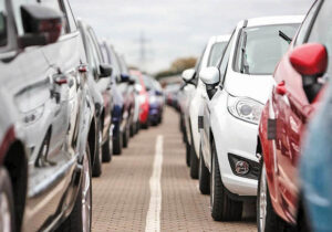 واردات خودرو زیر سایه حمایت های مجلس و دولت| خودروسازان فقط به فروش خودرو اکتفا نکنند