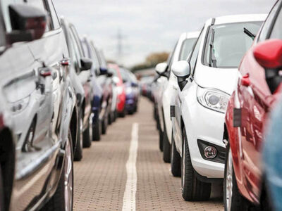 واردات خودرو زیر سایه حمایت های مجلس و دولت| خودروسازان فقط به فروش خودرو اکتفا نکنند