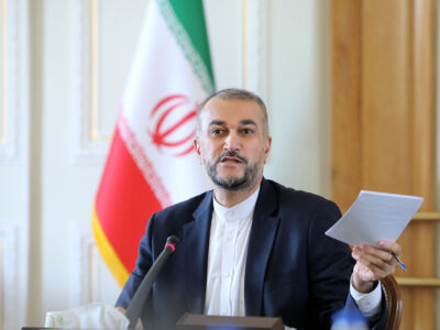 گفت‌وگوی تلفنی وزرای خارجه ایران و آذربایجان