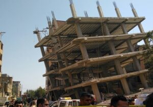 آخرین وضعیت حادثه ریزش ساختمان در محله خلازیر تهران + فیلم