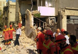 انفجار شدید یک ساختمان در جوانمرد قصاب؛ تاکنون ۱۶ مصدوم و یک فوتی+ عکس و فیلم