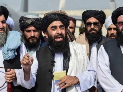 طالبان خواستار بازگشایی سفارت‌خانه‌ها در افغانستان شد