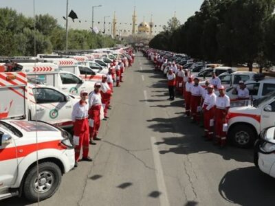 مراسم بدرقه ۲۲ هزار امدادگر هلال احمر برای اربعین حسینی در حرم امام(ره)+ فیلم