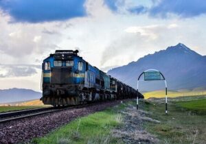 ورود نخستین قطار ترانزیت بار روسیه-عربستان به بندرعباس