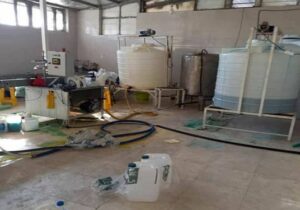 کشف کارگاه تولید روغن موتور تقلبی در اسلامشهر