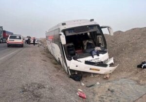 برخورد مرگبار دو خودروی ون در عراق / ۱۲ زائر ایرانی جان باختند