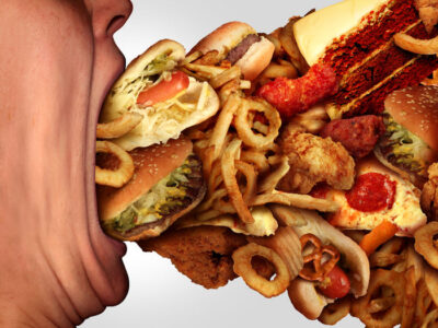 غذا خوردن با قاشق عامل چاقی  است!
