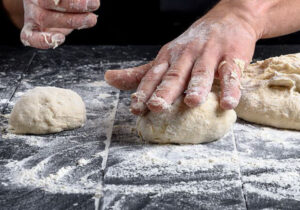 نرخ متفاوتی برای تولید کنندگان نان کامل تعیین می شود