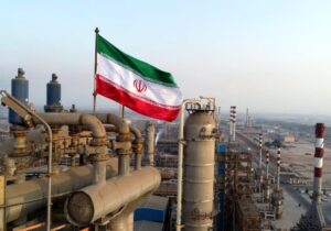 وال استریت ژورنال: آمریکا محدودیت‌های بخش انرژی ایران را کاهش داد