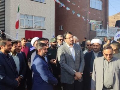 ۷ مدرسه در پرند با حضور وزیر راه‌ و شهرسازی افتتاح شد