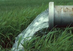 افزایش ۳۳ درصد تعرفه آب کشاورزی/ جریمه ۳۰ برابری تولید محصول با آب چاه‌های غیرمجاز
