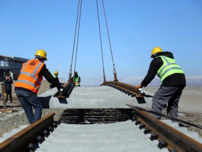 راه آهن اردبیل در ایستگاه پایانی؛ ۶هزار تن ریل برای تکمیل بخشی از کریدور شمال- جنوب ایران تامین شد