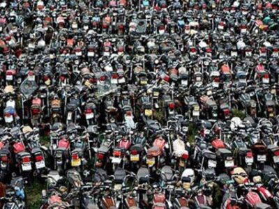 وجود ۱۰۰ هزار دستگاه موتورسیکلت توقیفی در پارکینگ‌های استان تهران