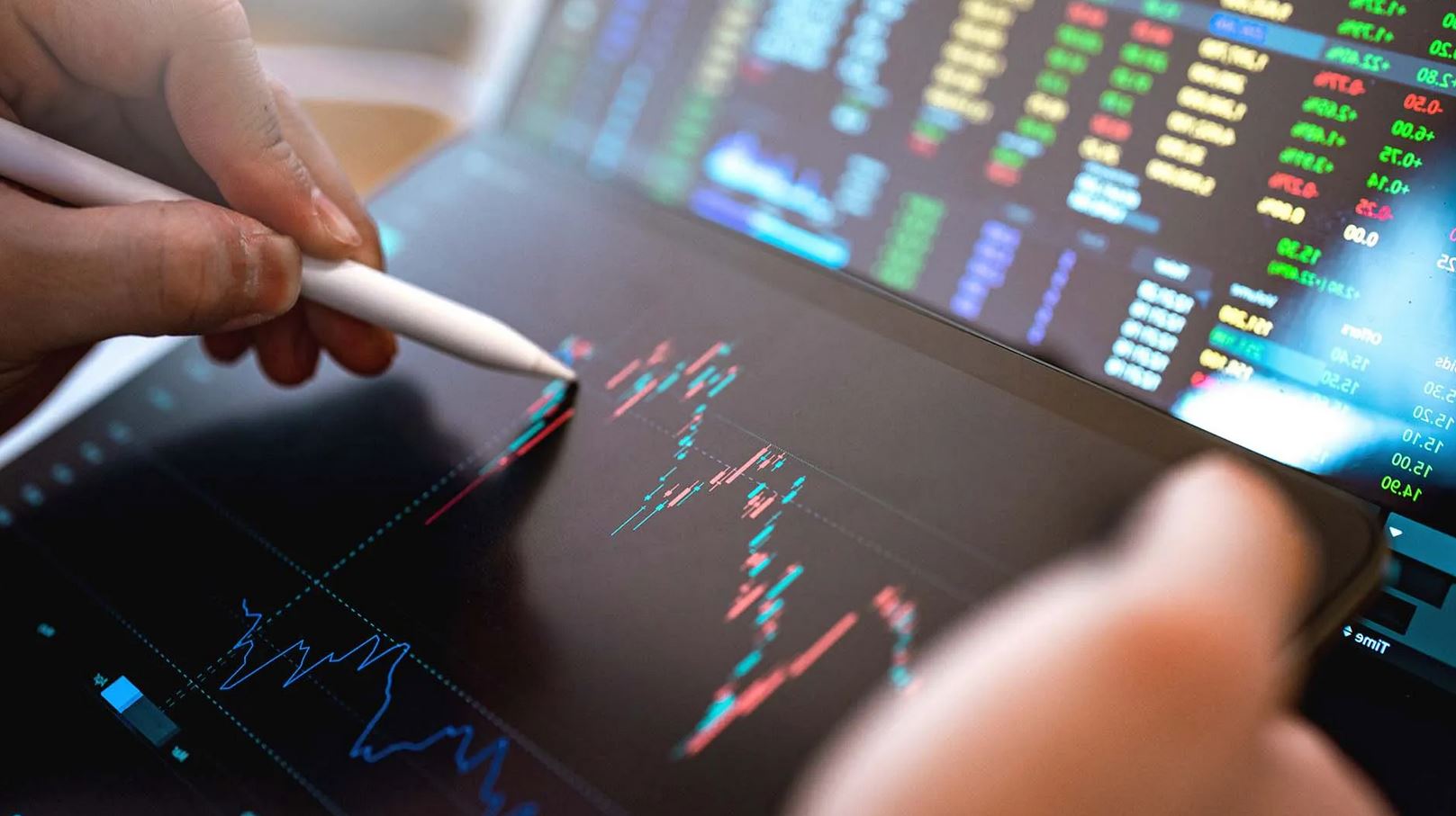 تحلیل تکنیکال به عنوان یکی از روش‌های اصلی تحلیل بازارهای مالی