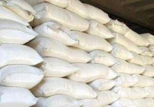 ۳ تن آرد قاچاق در شهریار کشف شد