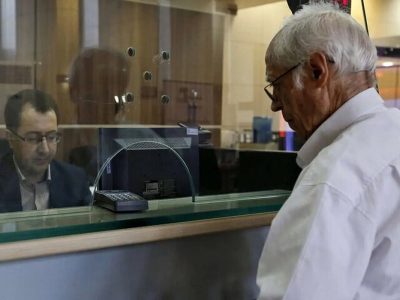 اعتراض بازنشستگان به نحوه عجیب پرداخت حقوق؛ واریز قسطی معوقات صحیح نیست