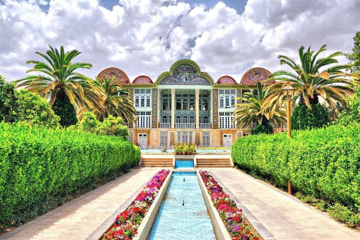نکاتی برای رزرو هوشمندانه هتل در شیراز برای سفر خانوادگی