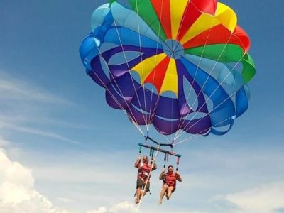 پاراسل کیش چیست؟ بهترین تفریح هوایی کیش را بیشتر بشناسید