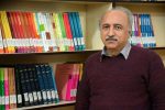 افقه: یا باید بجنگیم یا مذاکره کنیم، راه سومی نمی‌شناسم/ دولت در پرداخت حقوق کارکنانش به مشکل می‌خورد