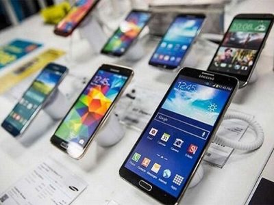 مسافران چقدر موبایل وارد کشور می‌کنند؟