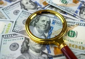 قیمت دلار در بازار آزاد رسماً صعودی شد (۵ مهر)