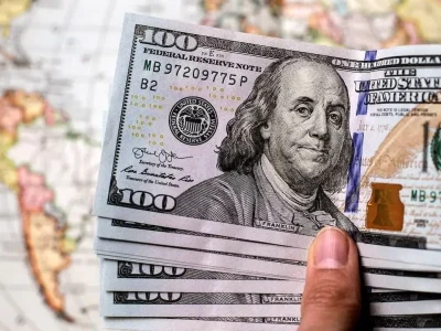 قیمت دلار امروز حسابی ریزشی شد (۱۴ مهر)