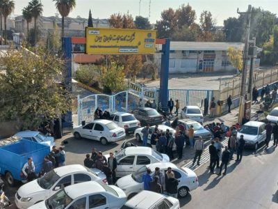 اعتراض کارکنان کارخانجات مخابراتی شیراز به تعدیل نیرو و حقوق معوقه/ایران‌خودرو مانع اصلی تعیین تکلیف