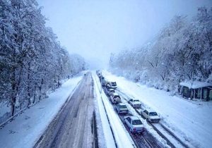 بارش برف و باران در نوار شمالی کشور