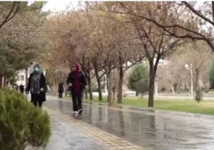 بارش رحمت الهی در سیستان/ مردم دوباره امید را در قطرههای باران یافتند+فیلم