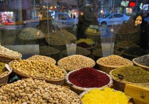 بازار شب یلدا در بیرجند/ امسال شب چله رنگوبوی اقتصادی دارد!