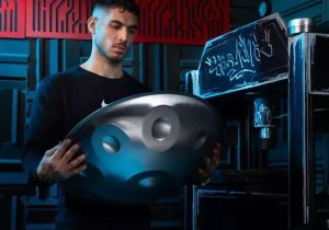 بازار موسیقی در رکود اقتصادی؟ نگاهی به افزایش خرید سازهای آرامشبخش مانند هنگ درام