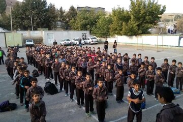 بچهها از مدرسه بریدهاند/ میانگین معدل در کل کشور زیر ۹ است! بچهها از مدرسه بریدهاند/ میانگین معدل در کل کشور زیر ۹ است!