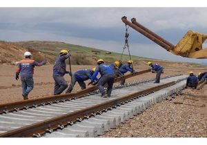 سردار رحمانی: ریلگذاری راهآهن ایرانشهر – خاش به پایان رسید