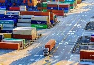 صادرات یک میلیارد دلار محصول به ۹۲ کشور جهان از طریق گمرکات اراک، ساوه و زرندیه