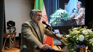 صحبتهای تند وزیر بهداشت درباره انتقال دانشجو از خارج به داخل کشور/ اگر این عدالت است، من بلد نیستم!