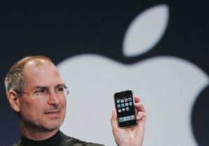 نام استیو جابز در بدو تولد «عبداللطیف جندلی» بود