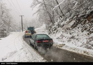 وضعیت جاده‌ها؛ ترافیک سنگین در چالوس و ۳ آزادراه